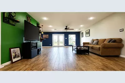10108 Woodhollow Drive, Conroe, TX 77385 - Photo 9