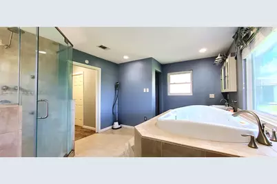 10108 Woodhollow Drive, Conroe, TX 77385 - Photo 17
