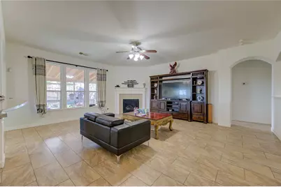 702 Hollyhock Drive, Stafford, TX 77477 - Photo 5