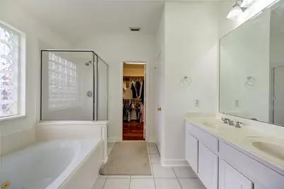 702 Hollyhock Drive, Stafford, TX 77477 - Photo 41