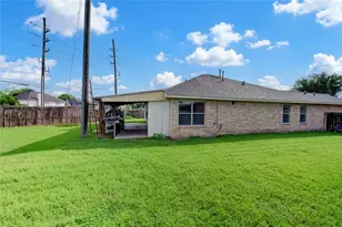 702 Hollyhock Dr, Stafford, TX 77477 - Photo 49