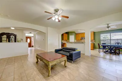 702 Hollyhock Drive, Stafford, TX 77477 - Photo 7
