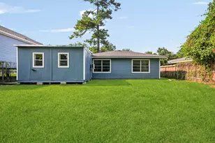 8186 Record St, Houston, TX 77028 - Photo 7