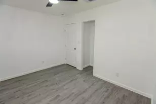 9210 St Lo Rd, Houston, TX 77033 - Photo 13