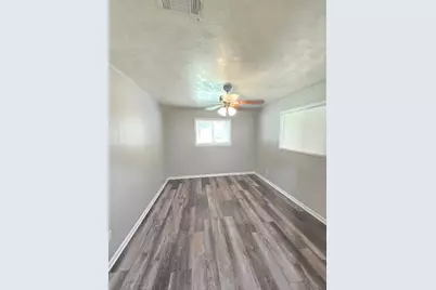 509 Truman Street, Cleveland, TX 77327 - Photo 3