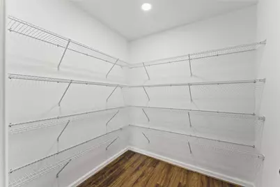 4826 Brooklawn Drive, Houston, TX 77066 - Photo 11