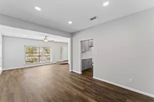 4826 Brooklawn Dr, Houston, TX 77066 - Photo 7