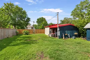408 Morton Ave, Palacios, TX 77465 - Photo 21