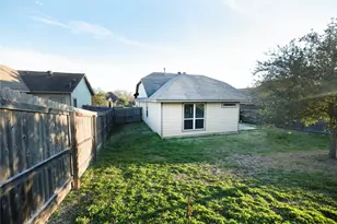 1909 Maize, Brenham, TX 77833 - Photo 3