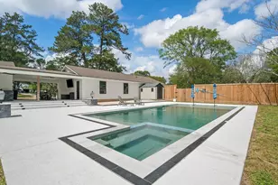 19855 W Lakeshore Dr, Magnolia, TX 77355 - Photo 3