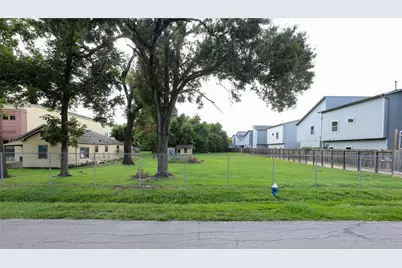 1911 Jacquelyn Drive, Houston, TX 77055 - Photo 13