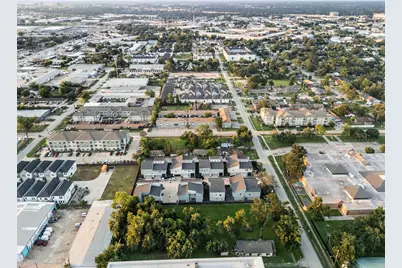 1911 Jacquelyn Drive, Houston, TX 77055 - Photo 11