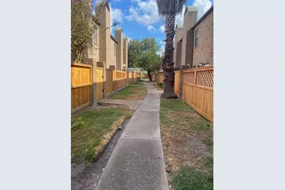 9850 Pagewood Lane #405, Houston, TX 77042 - Photo 1