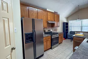 8027 Daylilly Creek Dr, Houston, TX 77083 - Photo 7