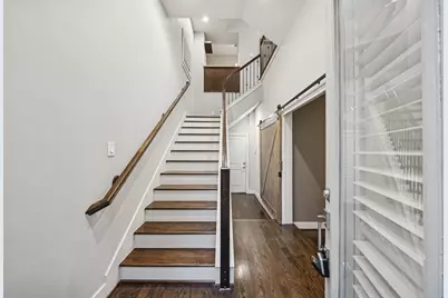 2105 Mason Street, Houston, TX 77006 - Photo 3