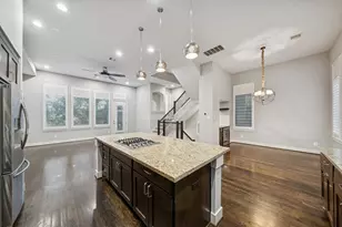 2105 Mason St, Houston, TX 77006 - Photo 5