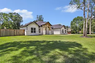 2423 Roman Forest Blvd, New Caney, TX 77357 - Photo 3