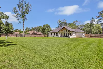 2423 Roman Forest Boulevard, New Caney, TX 77357 - Photo 33