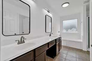 12818 Regg Dr, Houston, TX 77045 - Photo 21