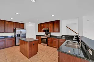 12818 Regg Dr, Houston, TX 77045 - Photo 11