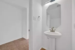 12818 Regg Dr, Houston, TX 77045 - Photo 13