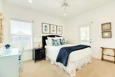 1319 Coral Way, Tiki Island, TX 77554 - Photo 45