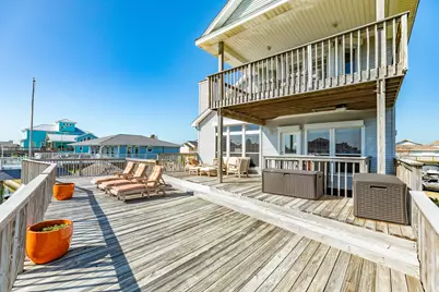1319 Coral Way, Tiki Island, TX 77554 - Photo 13