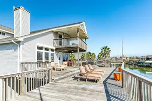 1319 Coral Way, Tiki Island, TX 77554 - Photo 11