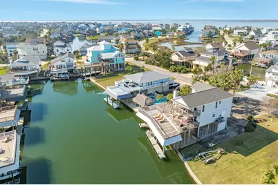 1319 Coral Way, Tiki Island, TX 77554 - Photo 5