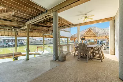 1319 Coral Way, Tiki Island, TX 77554 - Photo 27