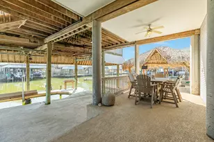 1319 Coral Way, Tiki Island, TX 77554 - Photo 27