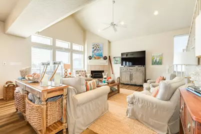 1319 Coral Way, Tiki Island, TX 77554 - Photo 35