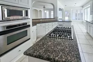 6010 Serrano Terrace Ln, Houston, TX 77041 - Photo 7