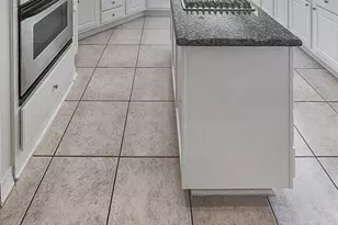 6010 Serrano Terrace Ln, Houston, TX 77041 - Photo 9