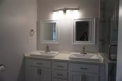 10703 Wickersham Lane, Houston, TX 77042 - Photo 31