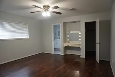 10703 Wickersham Lane, Houston, TX 77042 - Photo 19