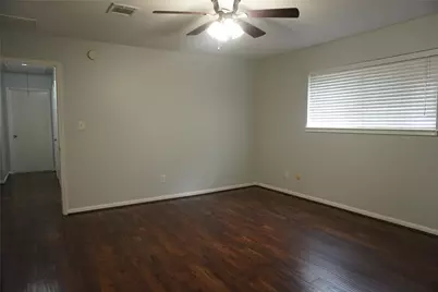 10703 Wickersham Lane, Houston, TX 77042 - Photo 21