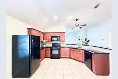 20118 Longheath Court, Richmond, TX 77407 - Photo 5