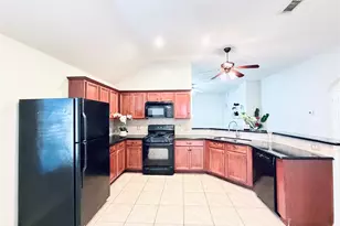 20118 Longheath Ct, Richmond, TX 77407 - Photo 5