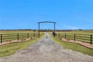 2258 County Rd 316, Navasota, TX 77868 - Photo 3