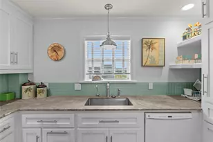 930 West Ln, Crystal Beach, TX 77650 - Photo 11