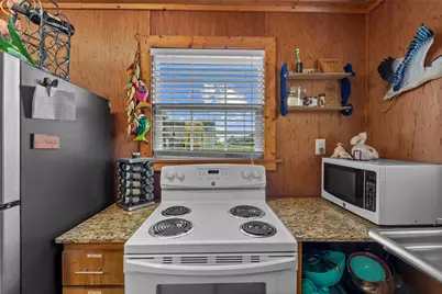 930 West Lane, Crystal Beach, TX 77650 - Photo 25