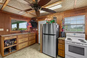 930 West Ln, Crystal Beach, TX 77650 - Photo 9