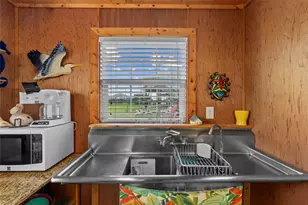 930 West Ln, Crystal Beach, TX 77650 - Photo 27