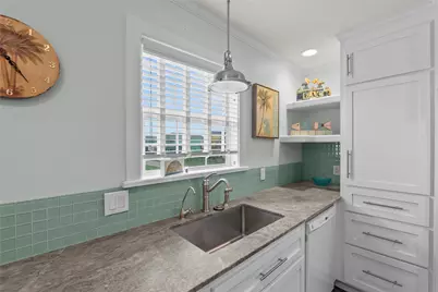 930 West Lane, Crystal Beach, TX 77650 - Photo 9