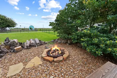930 West Lane, Crystal Beach, TX 77650 - Photo 31