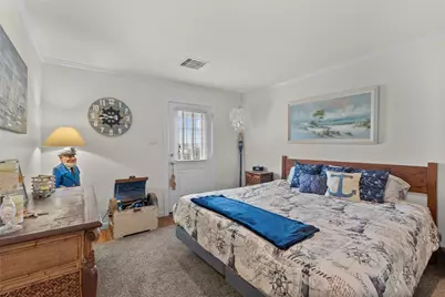 930 West Lane, Crystal Beach, TX 77650 - Photo 5