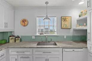 930 West Ln, Crystal Beach, TX 77650 - Photo 11