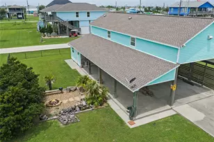 930 West Ln, Crystal Beach, TX 77650 - Photo 41