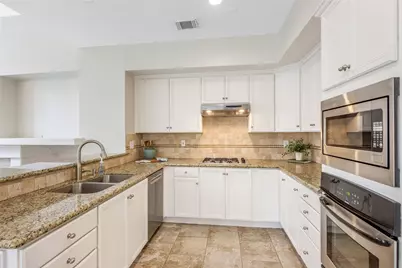 19 Tender Violet Place, The Woodlands, TX 77381 - Photo 13